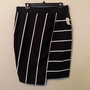 Belle Sky Black and White Striped Asymmetrical Pencil Skirt [Size: L]